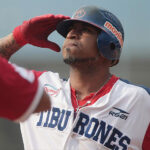 Luke Irvine y Jesús Guzmán rugieron en el triunfo de Caracas