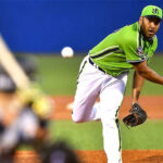 Eduardo Rodríguez dio crédito a Pedroia por la mejoría de su slider