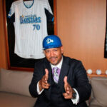 Águilas venció a Tiburones al son de los Adams