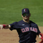 Robinson Chirinos sufrió una fractura en la muñeca derecha