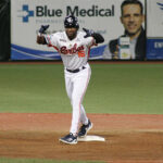 Tiburones aprovechó sus chances y dominó a Cardenales