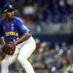 Hernán Pérez, un out difícil en Clásicos Caribeños