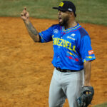 Tiburones y Licey se reencuentran después de 39 años