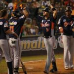 Eduardo Escobar seguirá compartiendo el campocorto de Minnesota