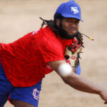 Tiburones obtuvo de Leones a Eduardo Paredes