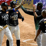Ravelo conectó hit decisivo y Cardenales extendió cadena de triunfos