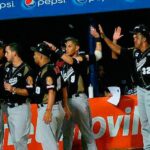 Develada vitrina dedicada al campeón de la temporada 2013-2014