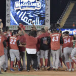 Caribes blanqueó a Leones y se puso a un paso de la final