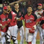 Jonrón de Raúl Navarro metió al Magallanes en los playoffs