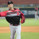 Águilas comienza a blindar su bullpen