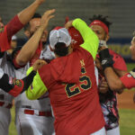 Magallanes se impuso a Caribes en entradas extras