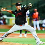 Magallanes se impuso en un duelo de batazos con La Guaira en el Universitario