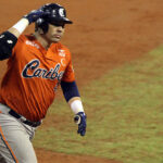 Víctor Reyes disfruta del juego con Caribes