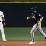 Águilas vino de atrás para terminar la buena racha de Tiburones