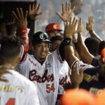 Ofensiva de Tiburones despertó con fuerza ante Cardenales