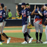 Jonrón de Ángel Reyes decidió por Águilas