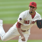 Elvis Andrus cerca de romper un récord