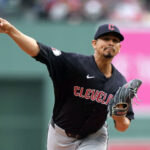 Albert Suárez regresó y dominó en la MLB luego de casi siete años