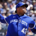 Carlos Hernández lanzó sesión de bullpen