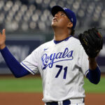 Jesús Tinoco regresó a los Rockies vía waivers