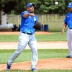 Yohan Pino espera ganarse un puesto en la rotación del Magallanes