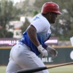 Jhoulys Chacín pactó con los Medias Rojas