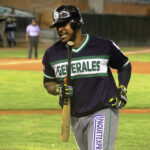 Luis Torrens se gana elogios en San Diego