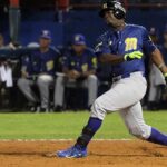 Argenis Díaz sacó a los Leones de la clasificación