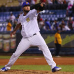 Cardenales contrató al dominicano Joan Montero