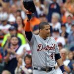 Yoervis Medina y otros cuatro peloteros invitados a las prácticas de Aragua