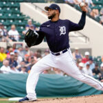 Freddy Galvis sacudió grand slam en su estreno en Japón