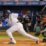 Magallanes extendió su yugo contra Leones