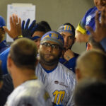 Pablo Sandoval le dio oxígeno al Magallanes contra Caribes en la Gran Final