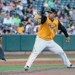 Jesús Tinoco debutó con los Rockies