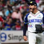 Caracas-Licey: duelo de “gloriosos”