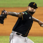 Leonardo Reginatto mantuvo el invicto del Magallanes