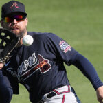 Robinson Chirinos sufrió una fractura en la muñeca derecha