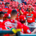 Gabriel Lino sustituyó en el roster de Caribes al lanzador Andrés Machado