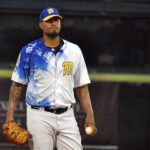 Víctor Díaz guió a Tiburones con blanqueo ante Tigres