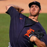 David Peralta debutó como lanzador