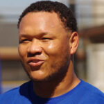 Giovanni Carrara y Luis Sojo visitaron el Salón de la Fama del Beisbol Venezolano