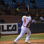 Adrián Salcedo condujo al Magallanes a su segundo triunfo