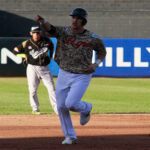 Alex Cabrera se hizo sentir con el madero