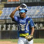 Magallanes activó a Josh Lowey