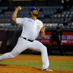 Omar Narváez rumbo a los Mets con un pacto por un año