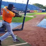 Alcides Escobar: “Voy a estar hasta donde lleguen los Tiburones”