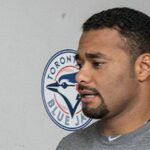 Jesús Montero trabaja para dominar la primera base