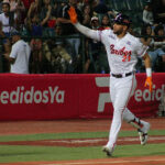 Martínez y Magallanes no tuvieron clemencia frente a Junior Guerra