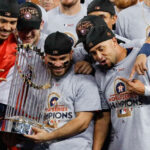 Omar Vizquel no volverá con Detroit