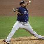 Ronald Acuña Jr. jugó los playoffs con molestias en la muñeca izquierda